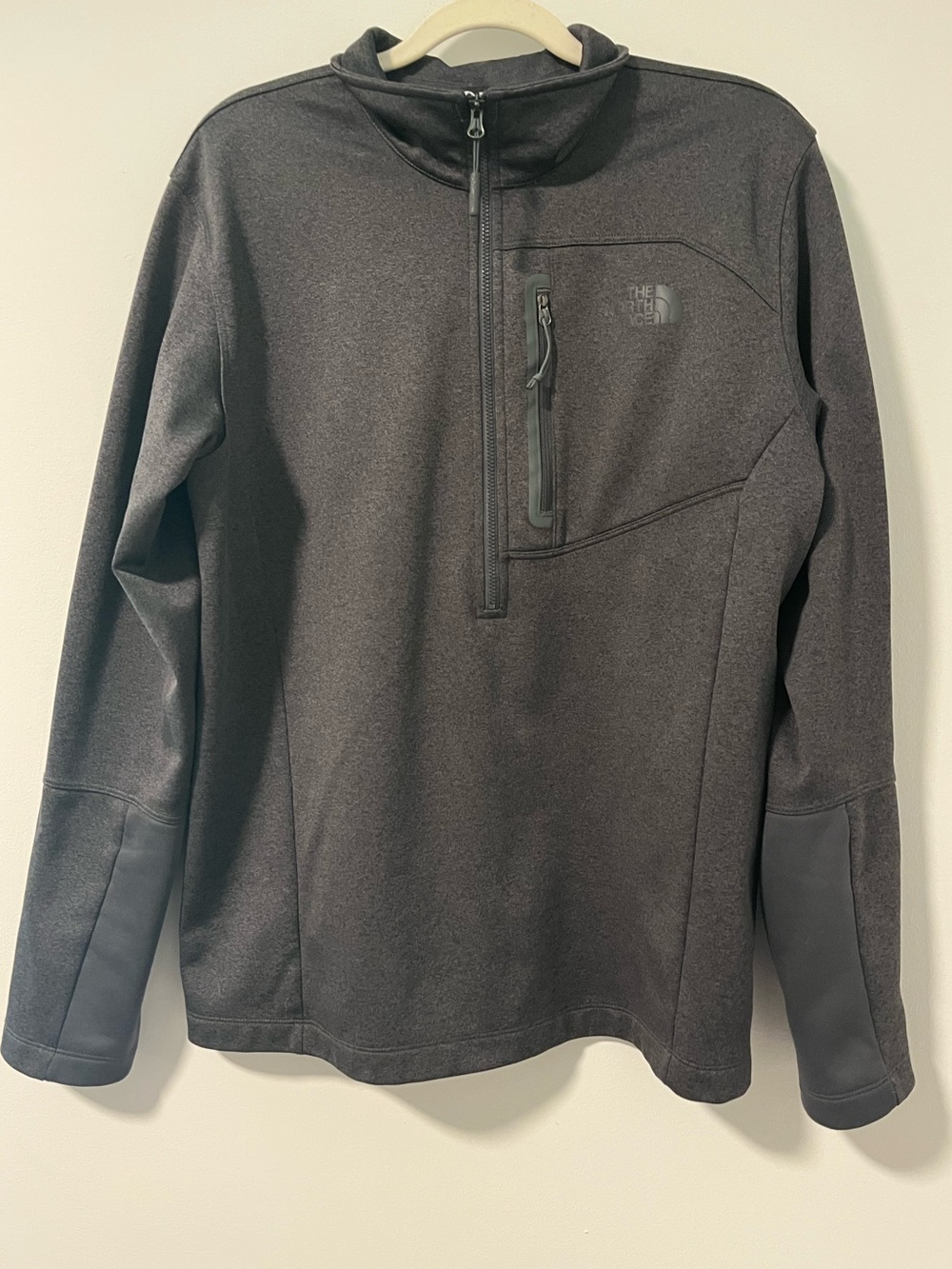 The North Face Men's Charcoal Gray Half-Zip Performance Pullover
